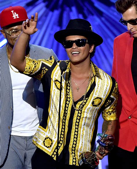 Bruno Mars wardrobe